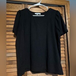 Rose & Olive Black Short Sleeve Textured Crewneck Top